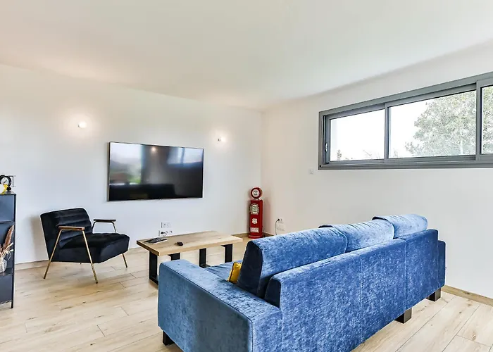 La Chaumoise : Neuve Avec Vue Exceptionnelle La Chaume